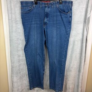 Wrangler Men's Straight Jeans in Classic Blue